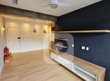Apartamento · 72m² · 2 Quartos · 1 Vaga · Excelente apartamento de 2 quartos na Barão de Mesquita.