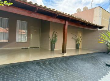 c79996149cd44059ad20baa8242cf744.jpg · Casa para Venda em Uberlândia/MG - 3 Dorm. 215 m2 Área Útil