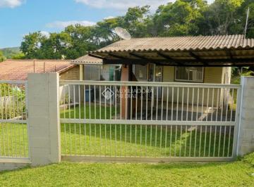 Casa · 42m² · 3 Quartos · 1 Vaga · Casa com terreno de 540m² na Costa do Macacu
