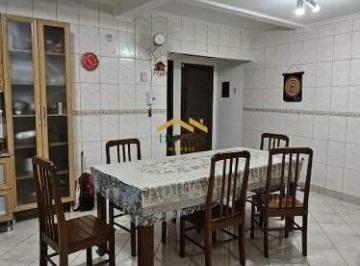 Casa · 217m² · 3 Quartos · 2 Vagas · Sobrado à venda 4 dormitórios, sendo 2 suites, Bairro Além Ponte, Sorocaba SP