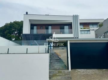 Casa · 176m² · 3 Quartos · 2 Vagas · 3 QUARTOS SENDO 1 SUÍTE MASTER 2 DEMI SUÍTES - GUARANI, BRUSQUE SC