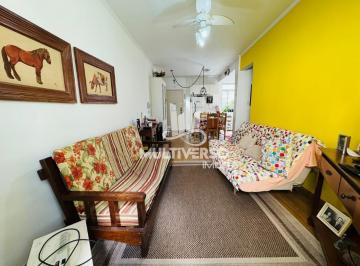 Apartamento · 52m² · 1 Quarto · 1 Vaga · Excelente oportunidade para quem deseja morar a poucos passos do mar, no charmoso bairro da Pompéia!