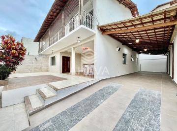 Casa · 197m² · 3 Quartos · 3 Vagas · Casa linear com 3 Quartos à Venda, 197m², Santa Amélia, próximo à Avenida Guarapari