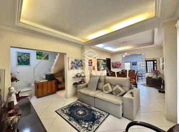 Casa · 447m² · 2 Quartos · 4 Vagas · Casa geminada à venda em Santa Mônica, BH 447,43 m² de área interna 2 e 3 quartos