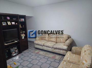 Casa · 240m² · 2 Quartos · 4 Vagas · Casa à venda em Santa Paula, São Caetano do Sul – 240 m², 2 quartos, 4 vagas