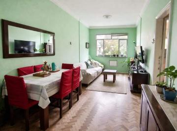 Apartamento · 100m² · 3 Quartos · Apartamento de 3 quartos à venda entre Laranjeiras e Flamengo.