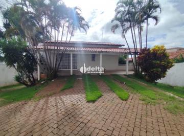 Casa · 1000m² · 3 Quartos · 6 Vagas · Casa Mista com 3 quartos sendo 1 suíte disponível para locação e venda no bairro Cidade Jardim em Ub