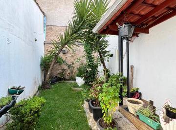 Casa · 142m² · 3 Quartos · 2 Vagas · Sobrado com 03 dormitórios à venda, 142m² na Vila Pires - Santo André-SP