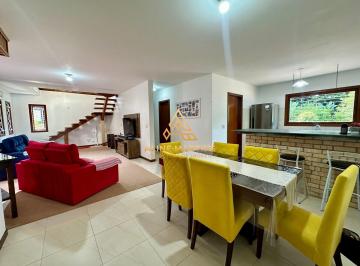 Casa · 192m² · 4 Quartos · 2 Vagas · Casa à venda no bairro Forquilhas - São José/SC