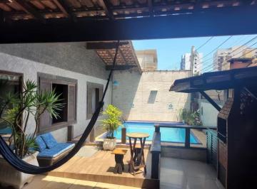 Casa · 277m² · 2 Quartos · 2 Vagas · Espaçosa Casa à Venda em Tupi, Praia Grande - 2 Quartos e Piscina