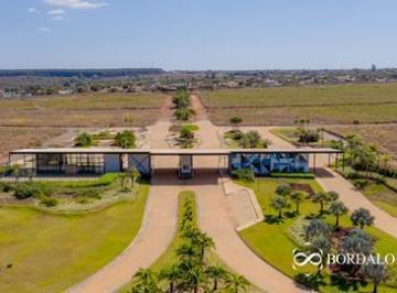 152951_18a9a42f-0df9-475e-ba16-dd4767673069_lg.jpg · Residencial Jardins Genebra Quadra 15 - Lote à Venda no Condomínio Jardins Genebra – 685 m² | Parano