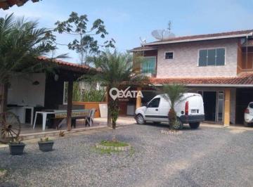 Casa · 174m² · 3 Quartos · Sobrado à venda no bairro Centro - Itapoá/SC