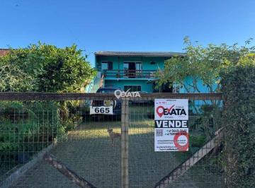 Casa · 214m² · 2 Quartos · Sobrado à venda no bairro Centro - Itapoá/SC