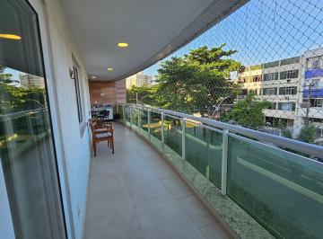 Apartamento · 128m² · 3 Quartos · 1 Vaga · Apartamento de alto padrão no centro de Araruama.