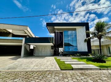 Casa · 260m² · 4 Quartos · 3 Vagas · Casa em Piçarras - Guaratuba, PR