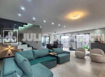 Casa · 320m² · 4 Quartos · 2 Vagas · Apartamento : / Residencial / Recreio dos Bandeirantes