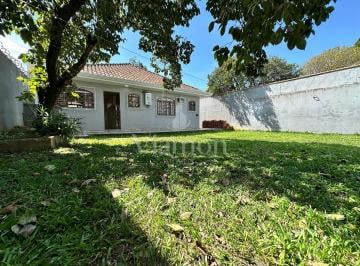 Casa · 151m² · 4 Quartos · 3 Vagas · Casa térrea à venda no bairro São Braz em Curitiba, 4 quartos