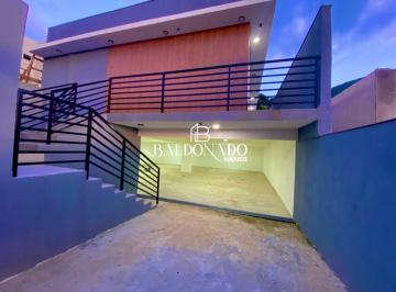 Casa · 50m² · 2 Quartos · 1 Vaga · Casa em Extrema á venda com 2 dormitórios a 5 minutos do centro  3 da rodoviaria