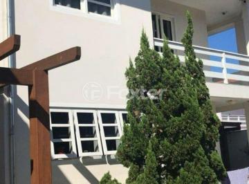 26f71345 · Casa, 3 dormitórios, 281 m², em Centro