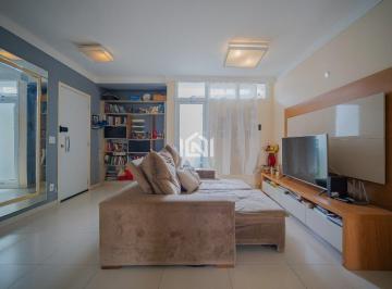 casa a venda no condominio queluz vita - sala de tv · Casa à venda - na Granja Viana