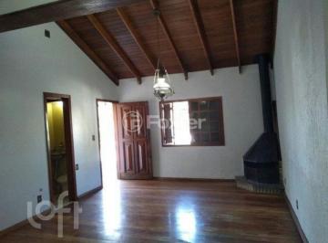 b47c5d87 · Casa, 3 dormitórios, 248.72 m², em Teresópolis