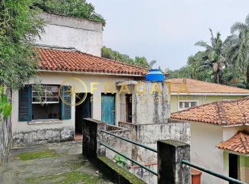 Casa · 180m² · 3 Quartos · 5 Vagas · Casa Térrea à Venda no Pacaembu com 180 m² 5 Vagas e Localização Privilegiada