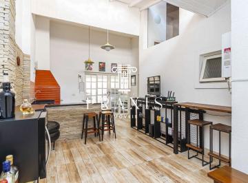 Casa · 190m² · 4 Quartos · 3 Vagas · CASA ou SOBRADO DE CONDOMÍNIO em Curitiba - PR, no