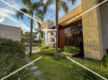 Casa de 6 quartos, Brasília · Park Way - Q 21 - 6 quartos - 4 suítes - lago artificial - Lazer completo - academia - paisagismo