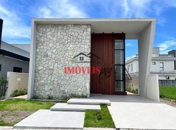 Casa · 200m² · 3 Quartos · 2 Vagas · Casa térrea em condomínio fechado em João Pessoa com piscina privativa.