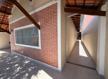 Casa de 3 quartos, Peruíbe · Casa com 3 quartos e área gourmet em Peruíbe.
