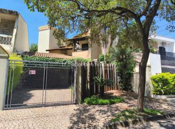 Casa · 228m² · 3 Quartos · 4 Vagas · Casa a venda chapadao, projetada por arquiteta, espaço, aconchego e cara de casa de fazenda