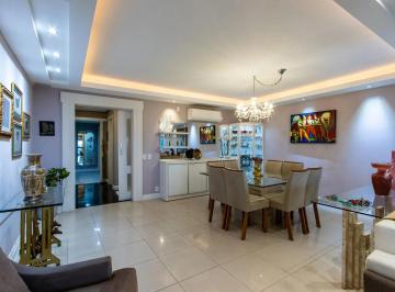 Excelente apartamento com 3 suítes, sendo a suíte master com closet. Living ampl · EXCELENTE APARTAMENTO COM VISTA LIVRE PARA O GUAÍBA!!
