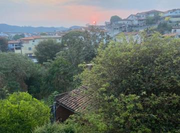 Casa de 5 quartos, Ouro Preto · Casa espaçosa com quintal arborizado - Bairro Água Limpa, Ouro Preto/MG