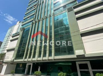 Apartamento · 120m² · 3 Quartos · 2 Vagas · Apartamento em  Rua 214 - Meia Praia - Itapema/SC