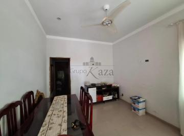 Casa · 156m² · 3 Quartos · 2 Vagas · Oportunidade - Casa - Cidade Morumbi - 3 Dormitórios - 96m².
