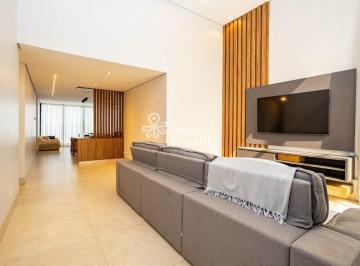 Casa · 217m² · 3 Quartos · 2 Vagas · QUADRA 206 - COND. ALTO DA BOA VISTA - CASA TÉRREA MODERNA - LAJE - 03 SUÍTES - ACEITA FINANCIAMENTO