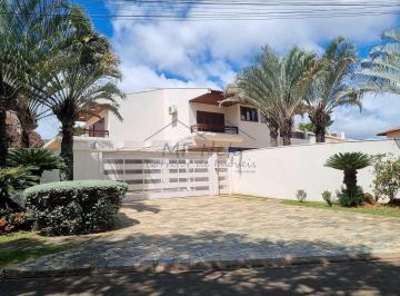 Casa · 1080m² · 4 Quartos · 6 Vagas · Casa de Condomínio com 4 suítes, Cidade Jardim, Pirassununga