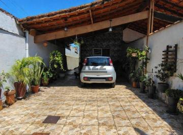 Casa · 131m² · 3 Quartos · Casa a 190m da Praia com Espaço para Piscina e Área Gourmet - Jardim Imperador