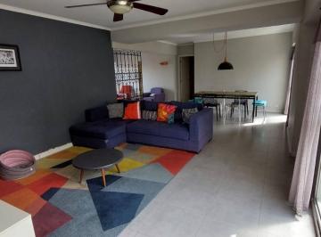 Casa · 160m² · 4 Quartos · 2 Vagas · Apartamento 4 dormitórios, 2 suítes no Paraíso