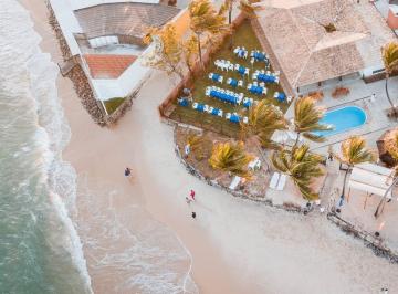 Comercial , Nísia Floresta · Pousada e Restaurante pé na areia