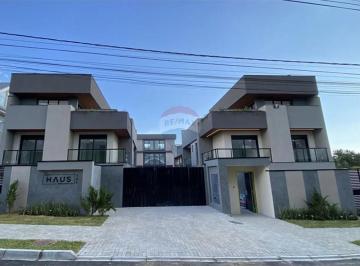Casa · 256m² · 3 Quartos · 2 Vagas · Casa Nova e Elegante no Seminário, Curitiba!