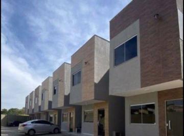Imagem 1 · Casa de Condomínio
