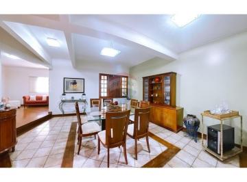 Casa · 327m² · 5 Quartos · 3 Vagas · SHIGS 711 Sul | Casa de Esquina | 4 Suítes | Terraço com Churrasqueira e Spa.