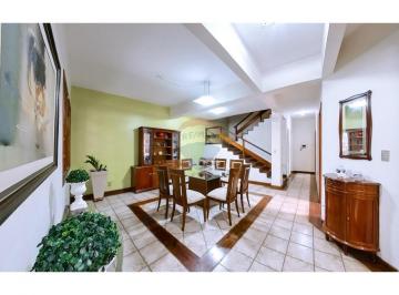 Casa · 327m² · 5 Quartos · 3 Vagas · SHIGS 711 Sul Casa de Esquina 4 Suítes Terraço com Churrasqueira e Spa. Asa Sul