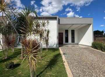 Casa de 3 quartos, Gama · CASA MODERNA FINO ACABAMENTO DE ALTO PADRÃO COM 3 SUÍTES EM PONTE ALTA