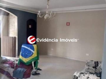 Casa · 380m² · 7 Quartos · 6 Vagas · Imóvel amplo à venda com 7 quartos