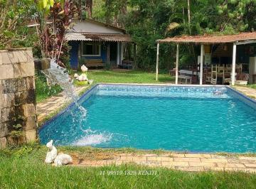 Rural de 3 quartos, Nazaré Paulista · CHÁC. 8200M², CASA, PISCINA, ÁREA VERDE, 40 MIN DA CAPITAL, ASFALTO, FÁCIL ACESSO, TRAQUILIDADE