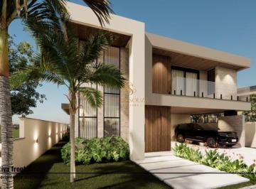 Casa · 238m² · 4 Quartos · 2 Vagas · Casa em condomínio fechado, com 4 dormitórios.