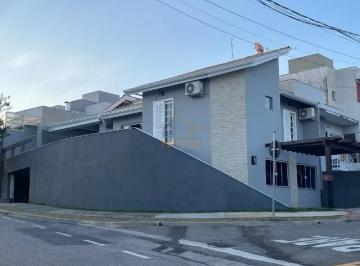 Casa · 197m² · 4 Quartos · 4 Vagas · Casa de Condominio em Horto Florestal - Sorocaba, SP