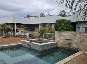 Casa de 2 quartos, Brasília · Casa com piscina e pomar no condomínio Estâncias Quintas da Alvorada